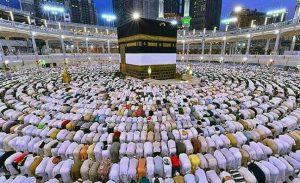Keutamaan Shalat di Masjidil Haram dan Nabawi: Meraih Pelipatgandaan Pahala Keutamaan Shalat di Masjidil Haram dan Nabawi: Meraih Pelipatgandaan Pahala