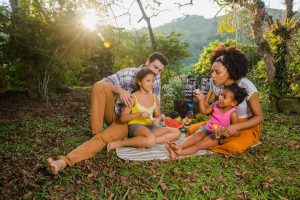 Menyatu dengan Alam: Aktivitas Camping Seru untuk Keluarga di Lembang Menyatu dengan Alam: Aktivitas Camping Seru untuk Keluarga di Lembang